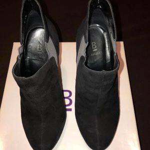 Women's suede booties